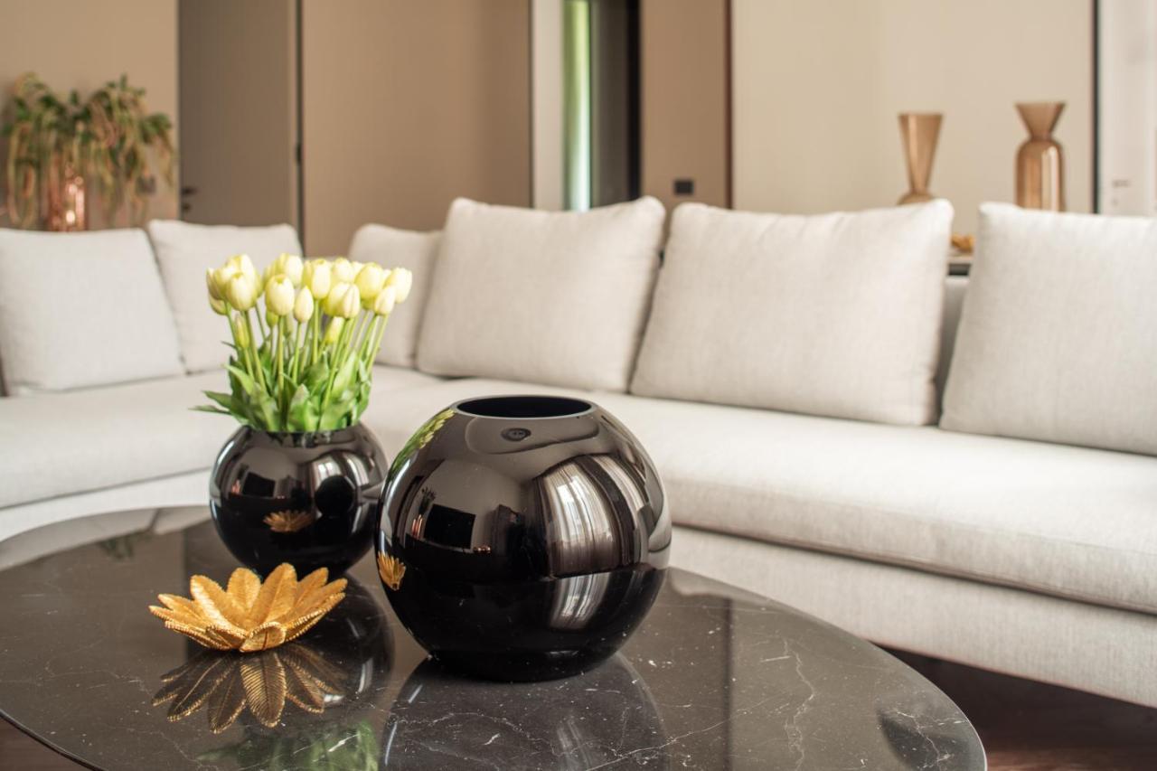 Sant'Ambrogio Luxury Apartment R&R Mailand Exterior foto